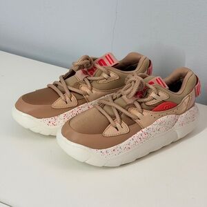 UGG LA CLOUD LACE WOMEN SNEAKER ARROYO US 6.5